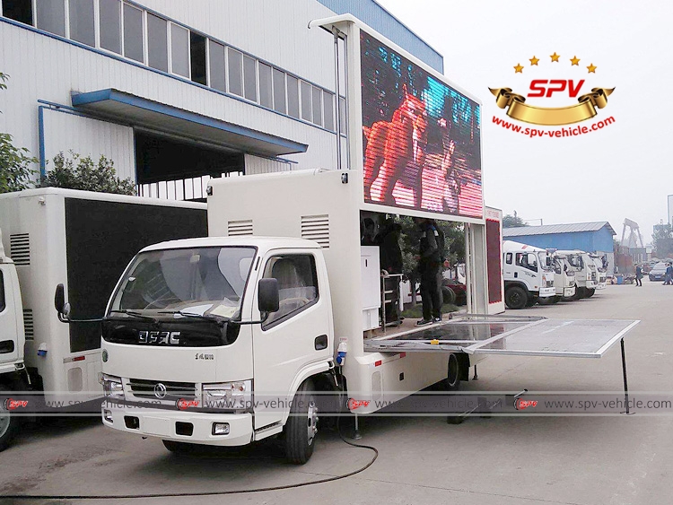Mobile Video Truck Dongfeng - White
